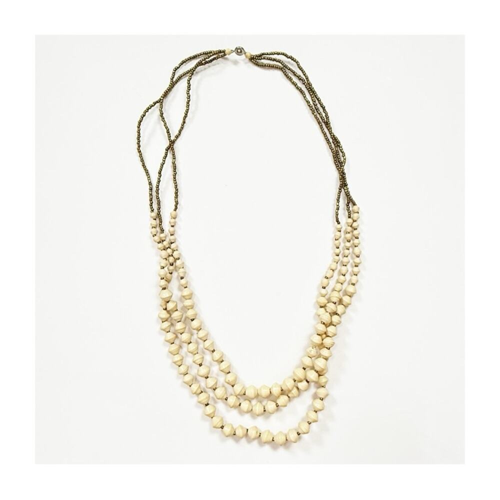 Teng Yue Beaded Necklace